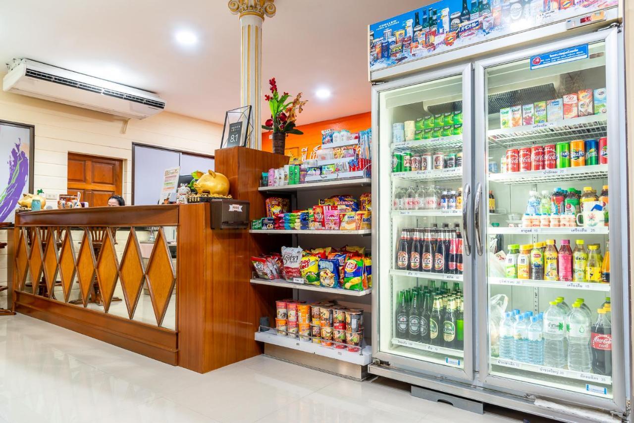 Pn Gold Resort Bangsaen Buitenkant foto